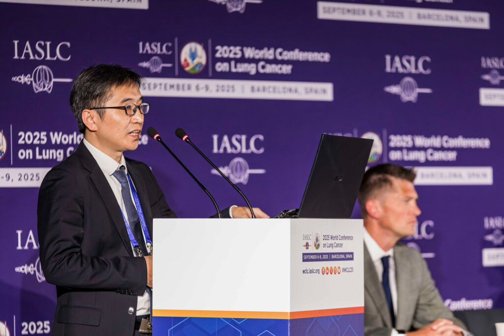 Fotografía de ponencia en el Congreso Mundial de Cáncer de Pulmón 2025 (WCLC2025) en Barcelona, realizada por NUA Estudio.