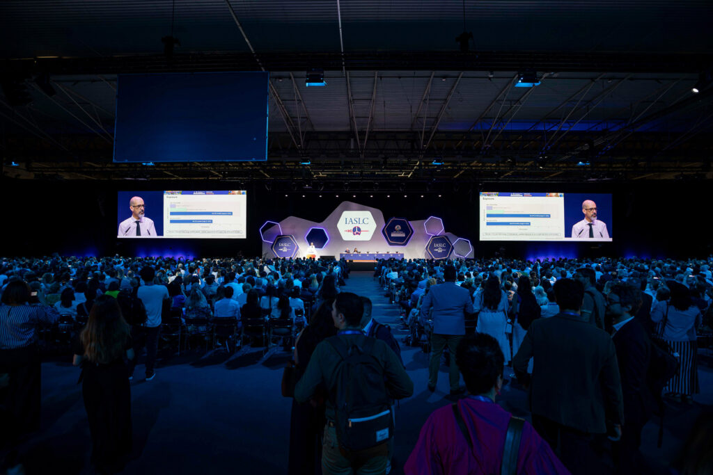Fotografía de ponencia en el Congreso Mundial de Cáncer de Pulmón 2025 (WCLC2025) en Barcelona, realizada por NUA Estudio.