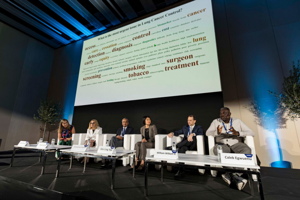 Fotografía de ponencia en el Congreso Mundial de Cáncer de Pulmón 2025 (WCLC2025) en Barcelona, realizada por NUA Estudio.