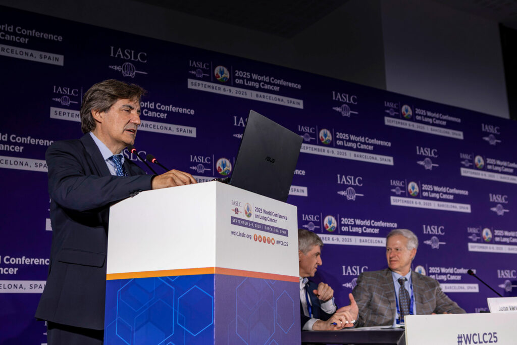 Fotografía de ponencia en el Congreso Mundial de Cáncer de Pulmón 2025 (WCLC2025) en Barcelona, realizada por NUA Estudio.